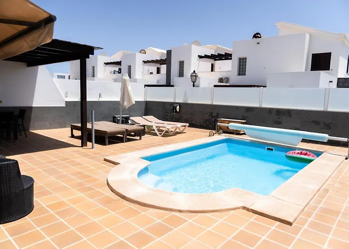 Beautiful And Luxurious With Heated Pool And Free Wi-fi In Playa Blanca. Playa Blanca (Lanzarote)