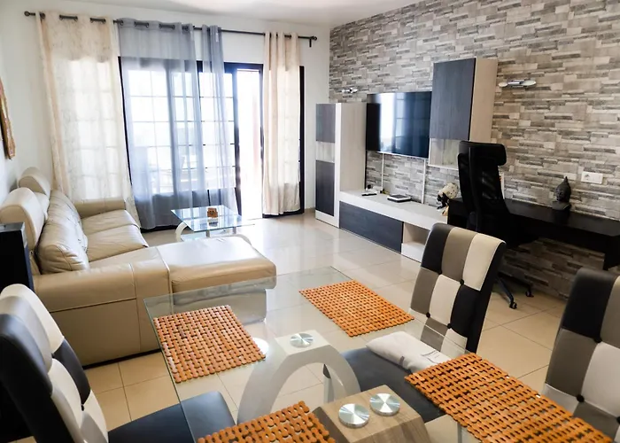 Beautiful And Luxurious With Heated Pool And Free Wi-fi In Playa Blanca. Villa Playa Blanca (Lanzarote)