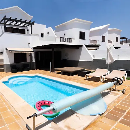 Beautiful And Luxurious With Heated Pool And Free Wi-fi In Playa Blanca. Villa Playa Blanca (Lanzarote)