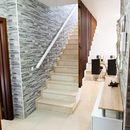 Villa Beautiful And Luxurious With Heated Pool And Free Wi-fi In Playa Blanca. *